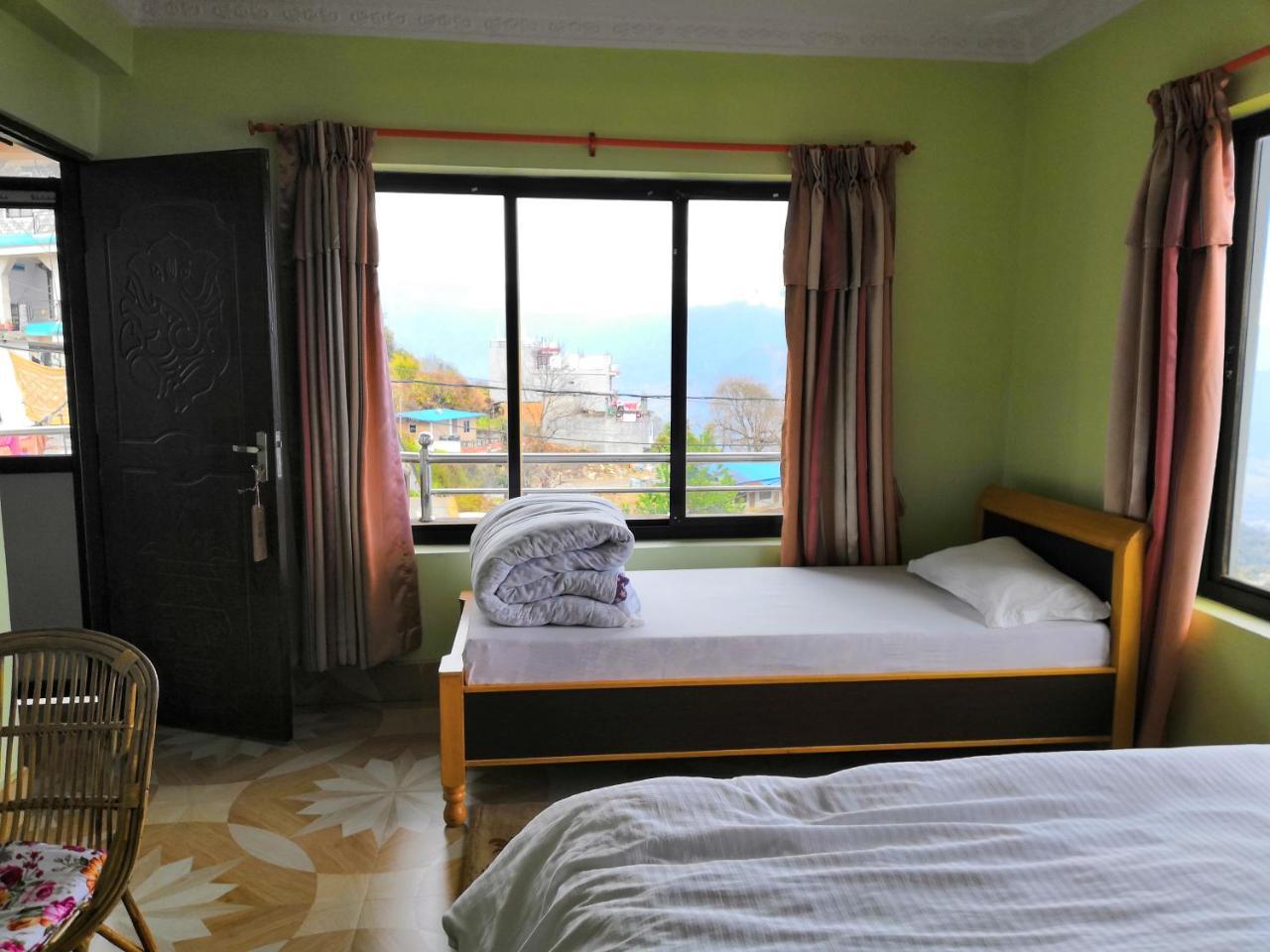 View Top Lodge & Restaurant Pokhara Exterior photo