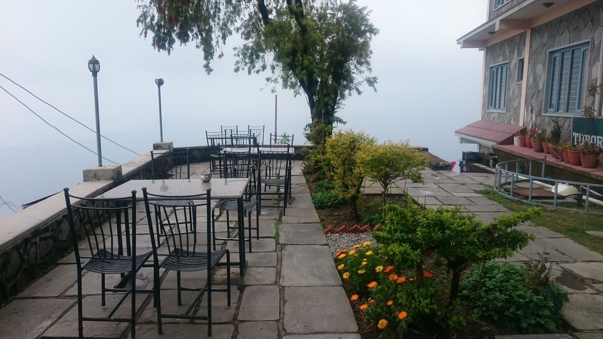 View Top Lodge & Restaurant Pokhara Exterior photo